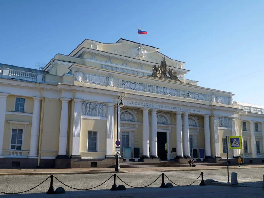 Ethnographisches Museum St. Petersburg - eines der größten ethnographischen Museen der Welt