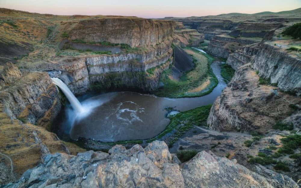 Sutherland Falls – ein spektakulärer Wasserfall in Neuseeland