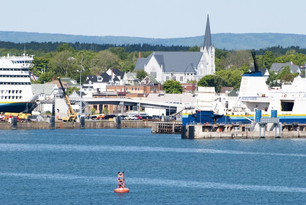 Der Blick auf Sydney, Anlaufhafen in Nova Scotia, Kanada.