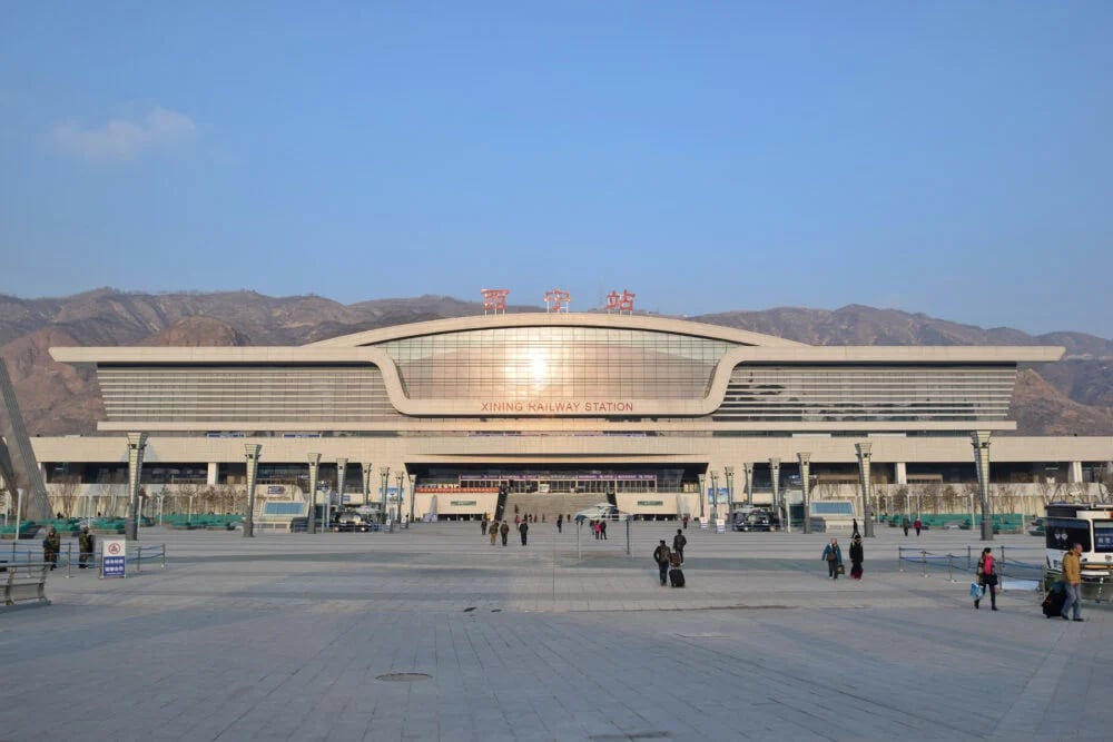 Xining Entdecken: Eine Reise zum Spirituellen Herzen Qinghais