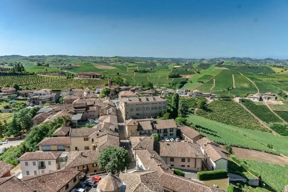 Asti, Piemont: Ein Genuss für Weinliebhaber im Herzen Italiens
