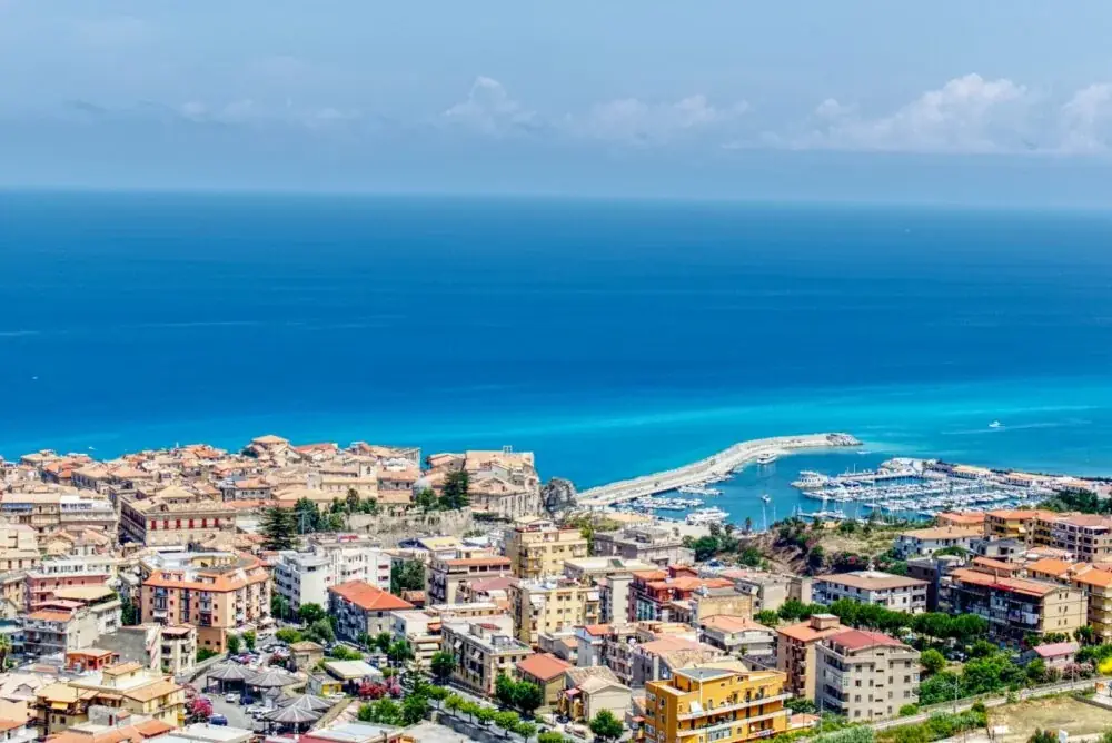 Bisceglie entdecken: Ein Juwel Apuliens am adriatischen Meer