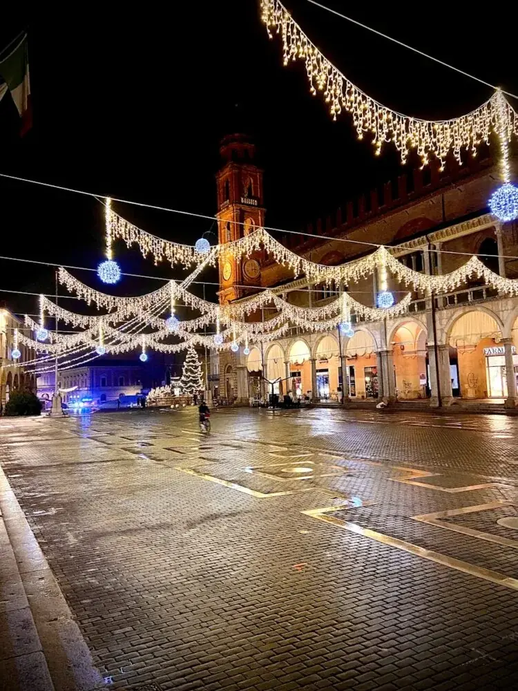 Faenza, Emilia-Romagna: Eine Reise ins Herz der Majolika-Keramikkunst