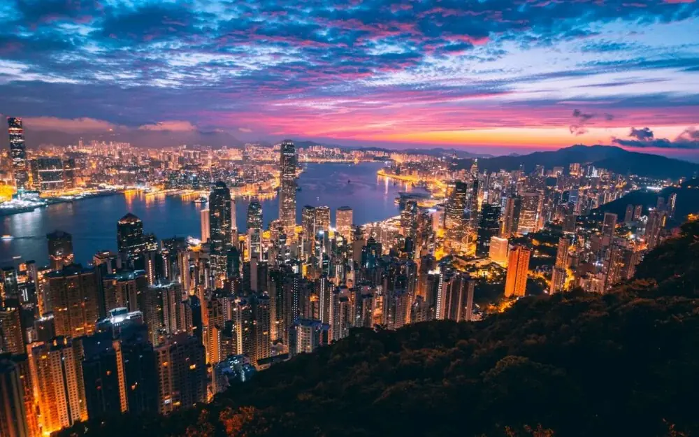 Hong Kong: Zwischen Wolkenkratzern und Dim Sum – Entdeckungsreise durch Asiens Weltstadt
