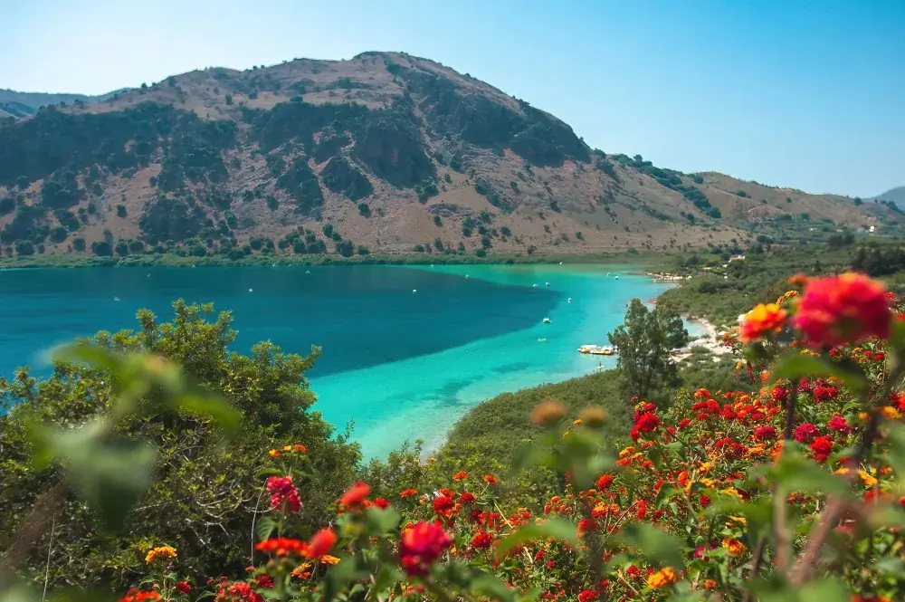 Kournas See - einziger Süßwassersee Kretas