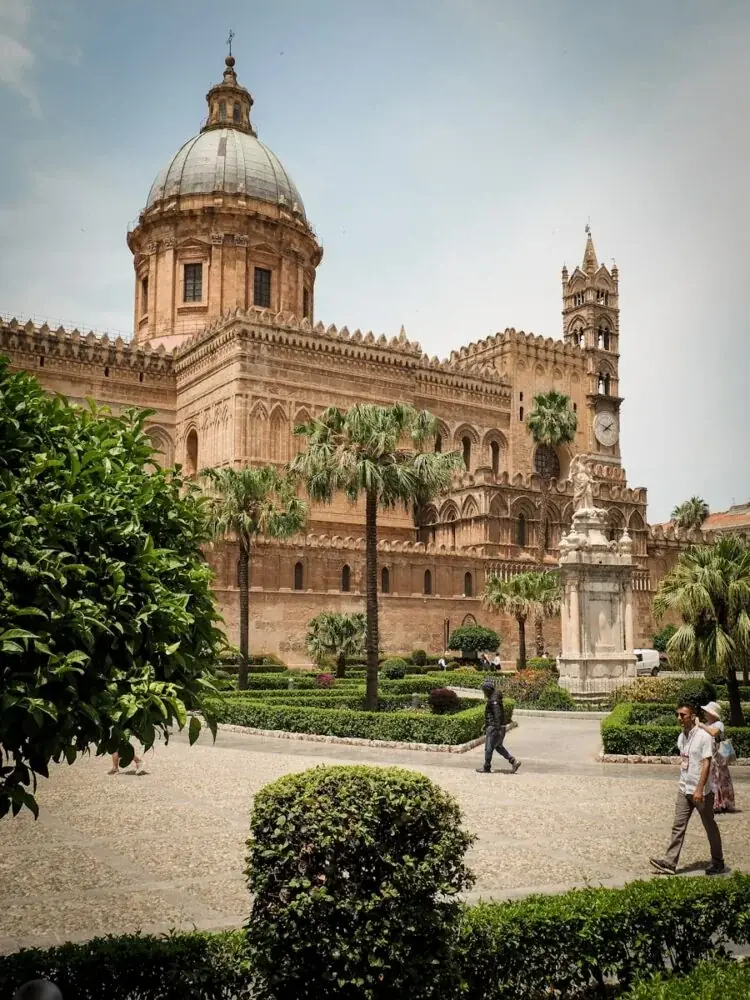 Palermo entdecken: Ein Städtetrip im Herzen Siziliens voller Geschichte und Gaumenfreuden