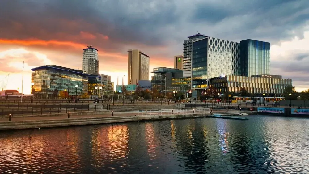 Salford Entdecken: Industriekultur im Herzen Englands