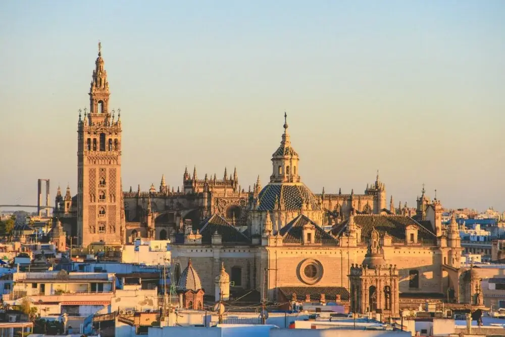 Sevilla: Flamenco-Rhythmen und architektonische Schätze entdecken